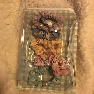 Lele Sadoughi x Stoney Clover Picnic Scunchies